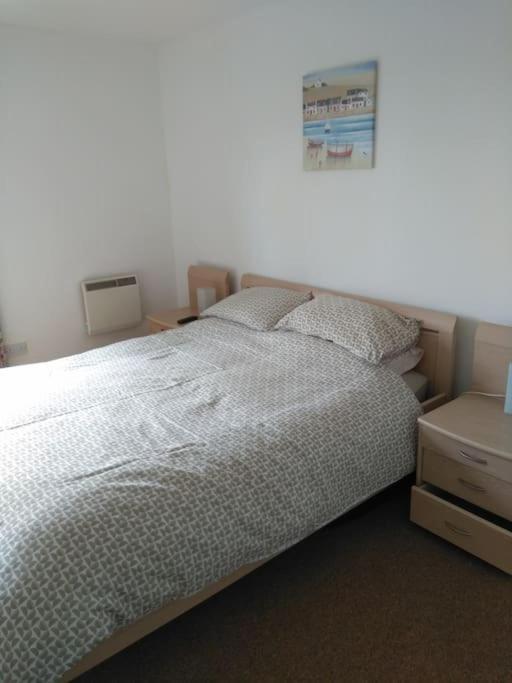 Cottage , Seaside Views, Quiet Beach, Awesome View Pendine Esterno foto
