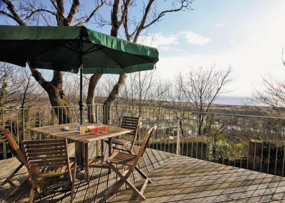 Cottage , Seaside Views, Quiet Beach, Awesome View Pendine Esterno foto