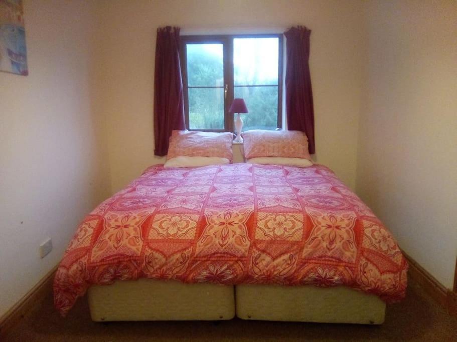 Cottage , Seaside Views, Quiet Beach, Awesome View Pendine Esterno foto