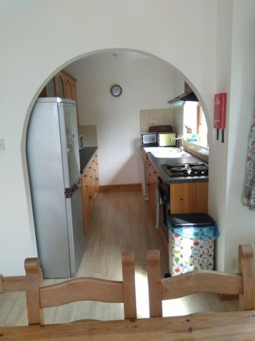 Cottage , Seaside Views, Quiet Beach, Awesome View Pendine Esterno foto